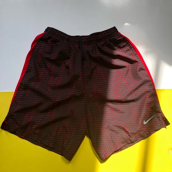 Bundle of two dri-fit Nike shorts - Picture 2 of 4